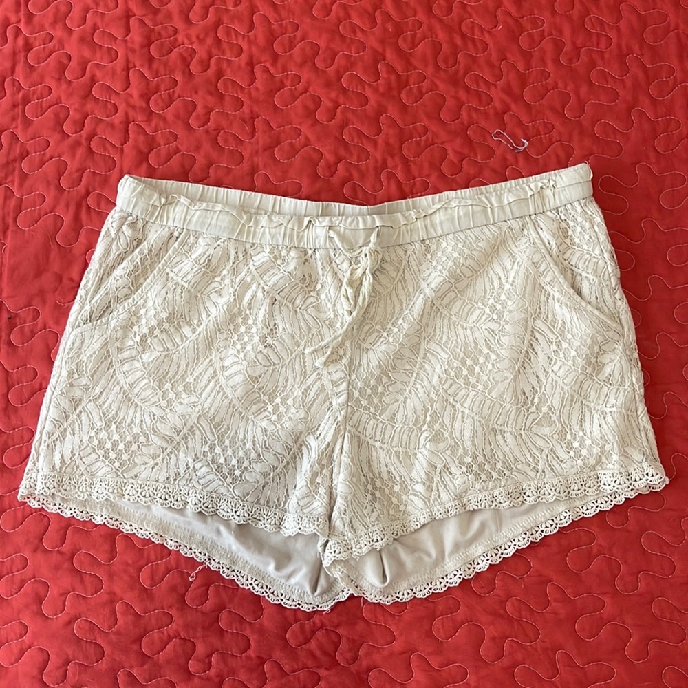 Jolt size Large but fit like a Medium